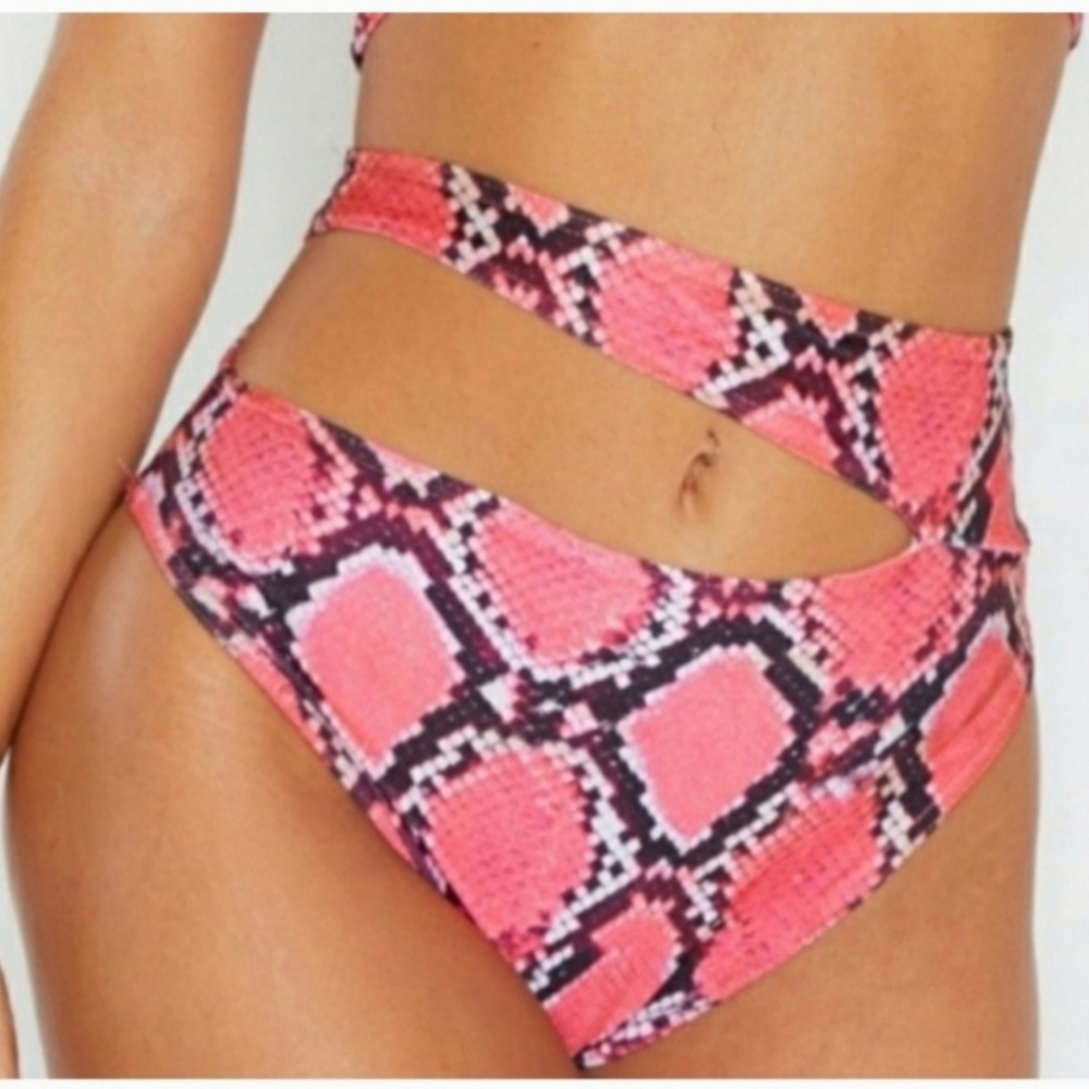 NEW Pretty Little Thing high Waist Pink Snake Print Cut Out Bikini Bottoms 8